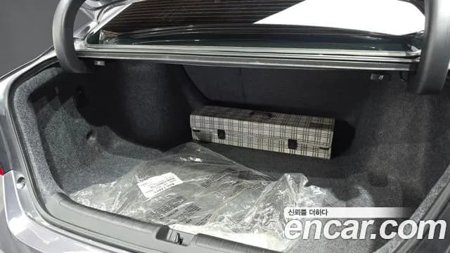 2021 Honda Accord 10th Gen 2.0 Hybrid Touring Sold VIN 1HGCV3690MA510212 – exterior detail 2021 Honda Accord 10th Gen 2.0 Hybrid Touring Sold VIN 1HGCV3690MA510212 – exterior detail