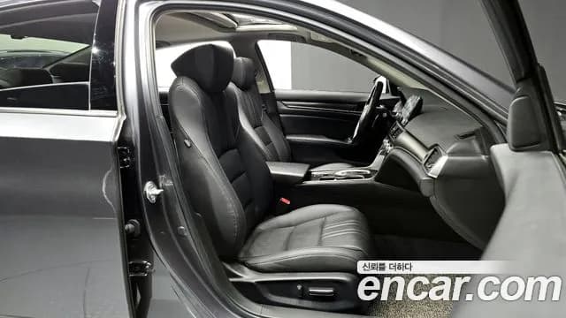 2021 Honda Accord 10th Gen 2.0 Hybrid Touring Sold VIN 1HGCV3690MA510212 – photo 20 2021 Honda Accord 10th Gen 2.0 Hybrid Touring Sold VIN 1HGCV3690MA510212 – photo 20