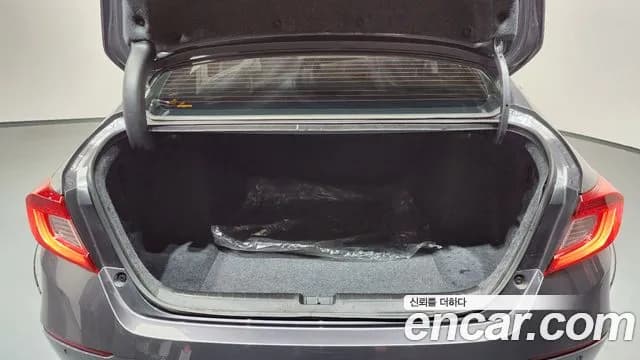 2021 Honda Accord 10th Gen 2.0 Hybrid Touring Sold VIN 1HGCV3690MA510548 – photo 18 2021 Honda Accord 10th Gen 2.0 Hybrid Touring Sold VIN 1HGCV3690MA510548 – photo 18