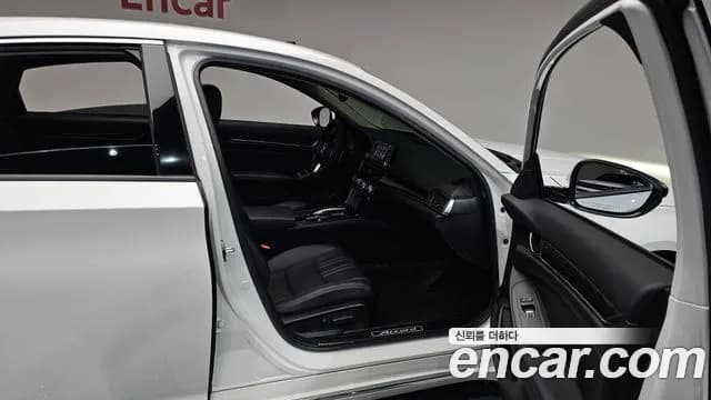2022 Honda Accord 10th Gen 2.0 Hybrid Touring Sold VIN 1HGCV3690NA510273 – rear exterior 2022 Honda Accord 10th Gen 2.0 Hybrid Touring Sold VIN 1HGCV3690NA510273 – rear exterior