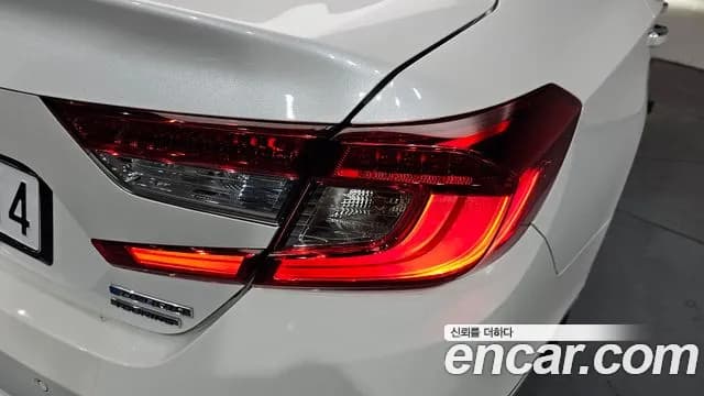 2022 Honda Accord 10th Gen 2.0 Hybrid Touring Sold VIN 1HGCV3690NA510273 – engine bay 2022 Honda Accord 10th Gen 2.0 Hybrid Touring Sold VIN 1HGCV3690NA510273 – engine bay
