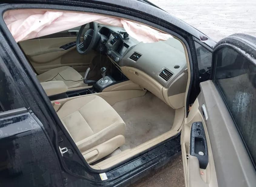 2006 HONDA Civic Used VIN 1HGFA16536L064008 – engine bay 2006 HONDA Civic Used VIN 1HGFA16536L064008 – engine bay