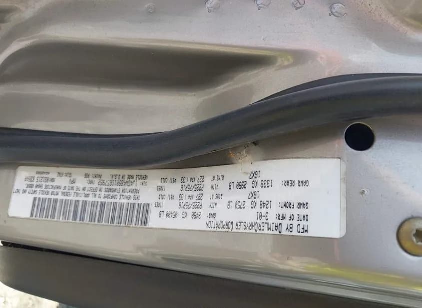 2001 JEEP Grand Cherokee Used VIN 1J4GW48S01C657952 – rear exterior 2001 JEEP Grand Cherokee Used VIN 1J4GW48S01C657952 – rear exterior