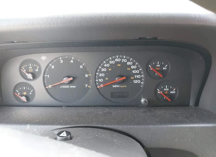 2001 JEEP Grand Cherokee Used VIN 1J4GW48S01C657952 – photo 15 2001 JEEP Grand Cherokee Used VIN 1J4GW48S01C657952 – photo 15