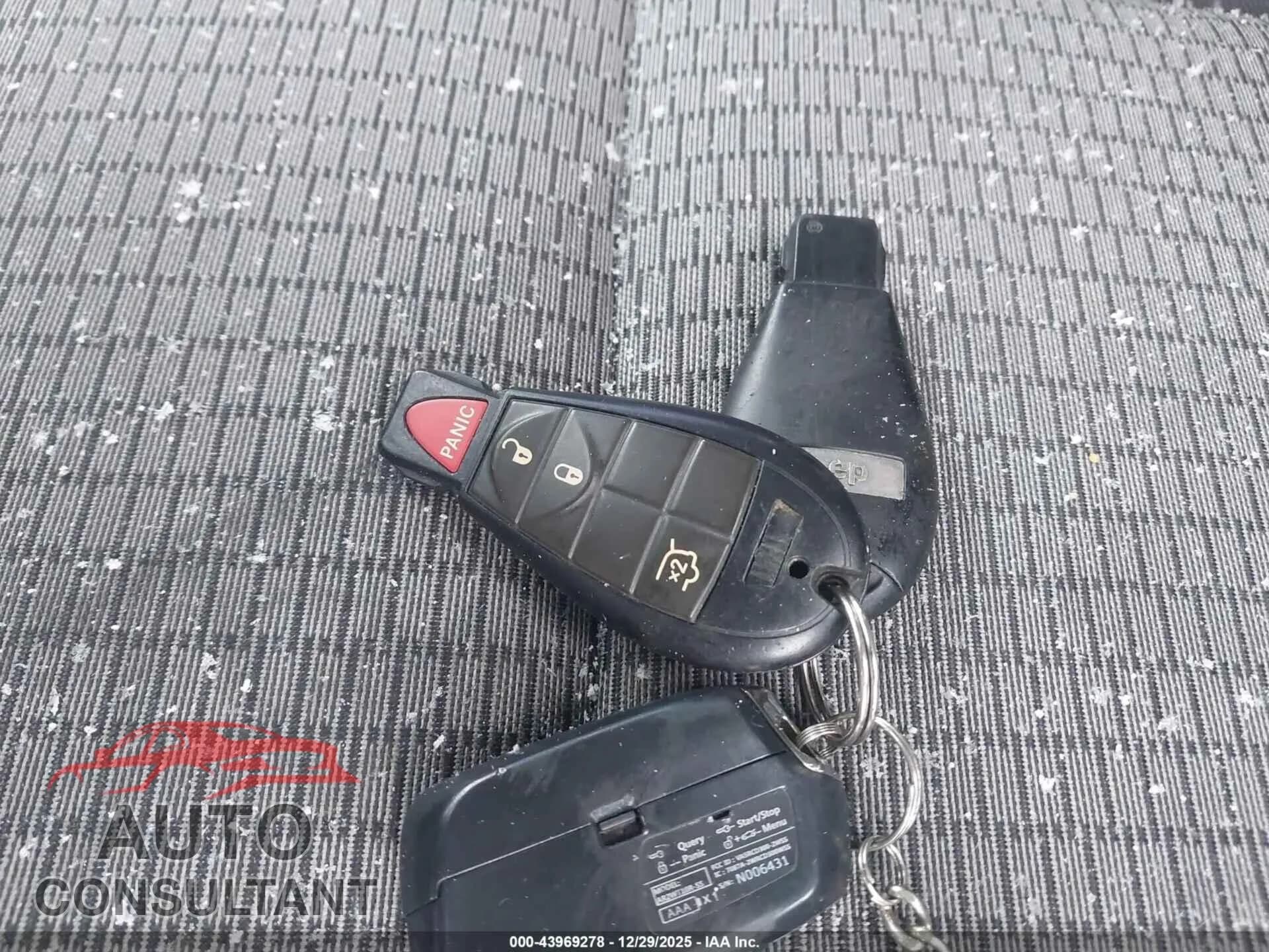 2010 JEEP GRAND CHEROKEE Damaged VIN 1J4PR4GK7AC129432 – photo 11 2010 JEEP GRAND CHEROKEE Damaged VIN 1J4PR4GK7AC129432 – photo 11