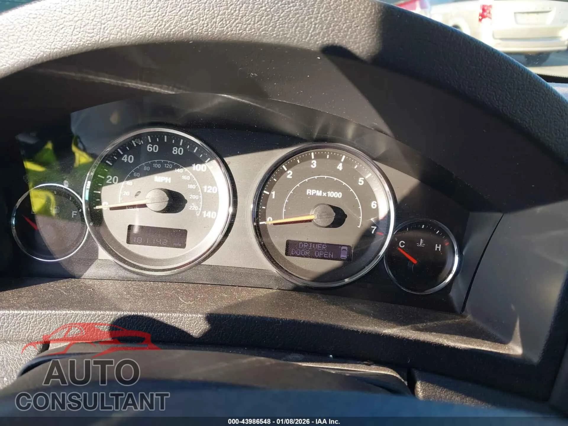 2010 JEEP GRAND CHEROKEE Damaged VIN 1J4PS4GK8AC154960 – exterior detail 2010 JEEP GRAND CHEROKEE Damaged VIN 1J4PS4GK8AC154960 – exterior detail