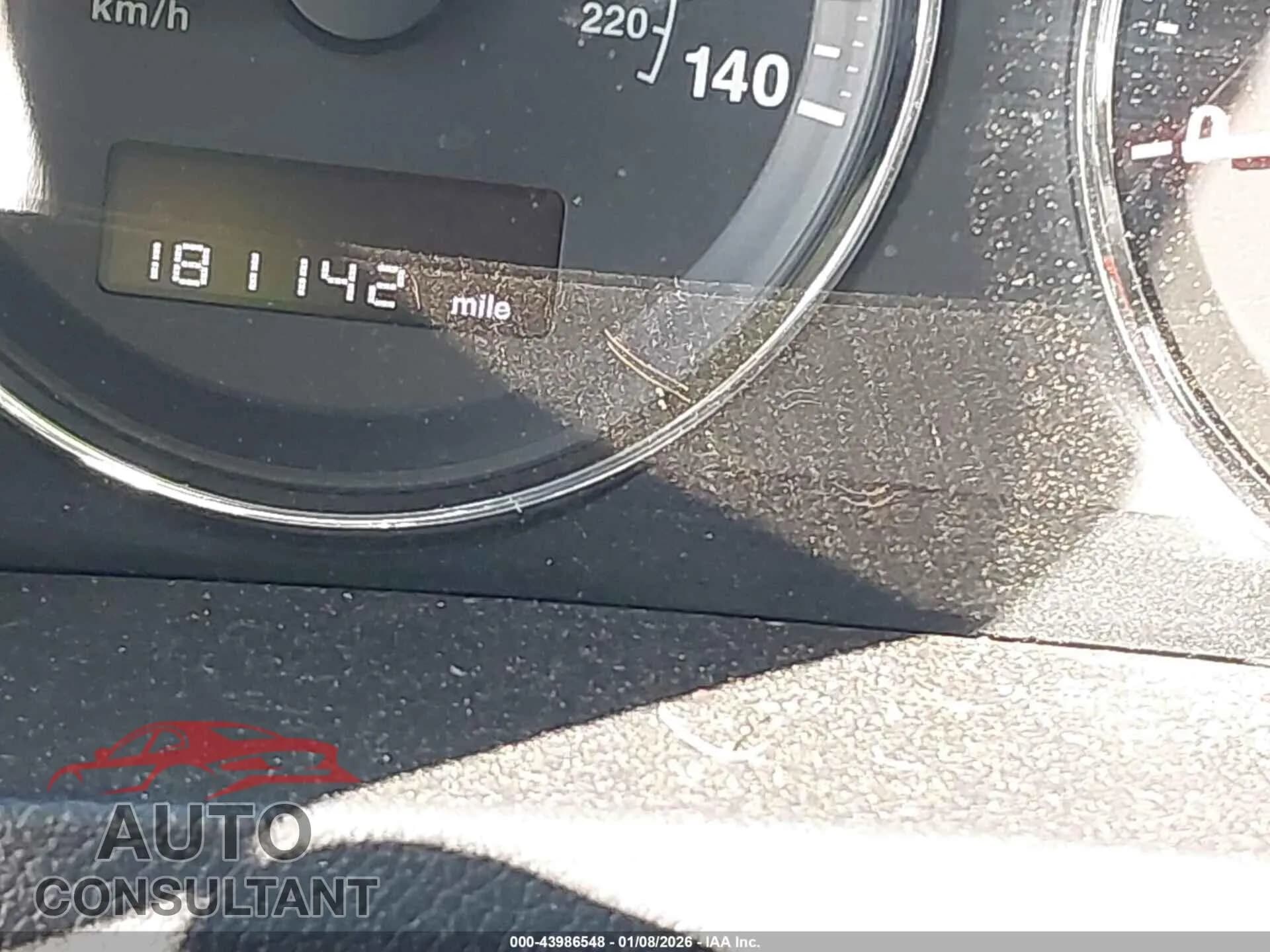 2010 JEEP GRAND CHEROKEE Damaged VIN 1J4PS4GK8AC154960 – photo 15 2010 JEEP GRAND CHEROKEE Damaged VIN 1J4PS4GK8AC154960 – photo 15