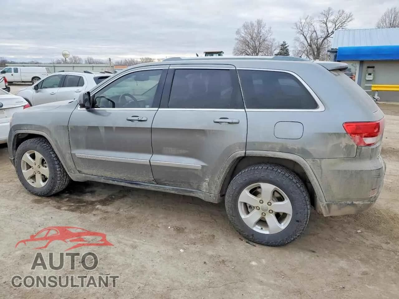 2011 JEEP GRAND CHER Damaged VIN 1J4RR4GG6BC637185 – rear exterior 2011 JEEP GRAND CHER Damaged VIN 1J4RR4GG6BC637185 – rear exterior