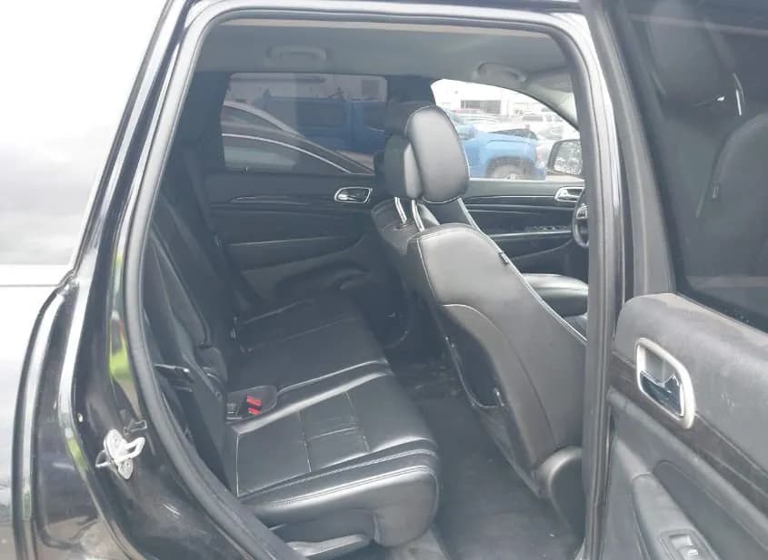 2011 JEEP Grand Cherokee Used VIN 1J4RR4GT8BC511309 – engine bay 2011 JEEP Grand Cherokee Used VIN 1J4RR4GT8BC511309 – engine bay