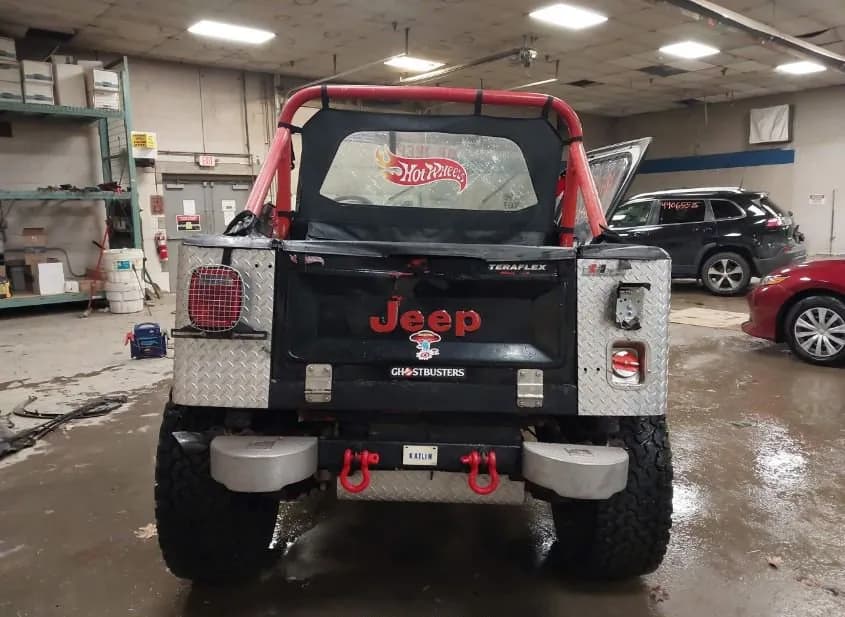 1986 JEEP CJ-7 Used VIN 1JCCF87E1GT126306 – undercarriage 1986 JEEP CJ-7 Used VIN 1JCCF87E1GT126306 – undercarriage