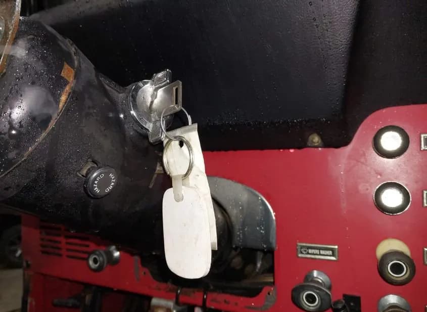 1986 JEEP CJ-7 Used VIN 1JCCF87E1GT126306 – photo 11 1986 JEEP CJ-7 Used VIN 1JCCF87E1GT126306 – photo 11