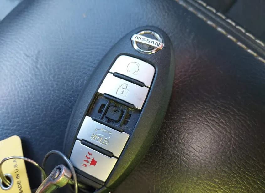 2017 NISSAN Maxima Used VIN 1N4AA6AP0HC375046 – photo 14 2017 NISSAN Maxima Used VIN 1N4AA6AP0HC375046 – photo 14