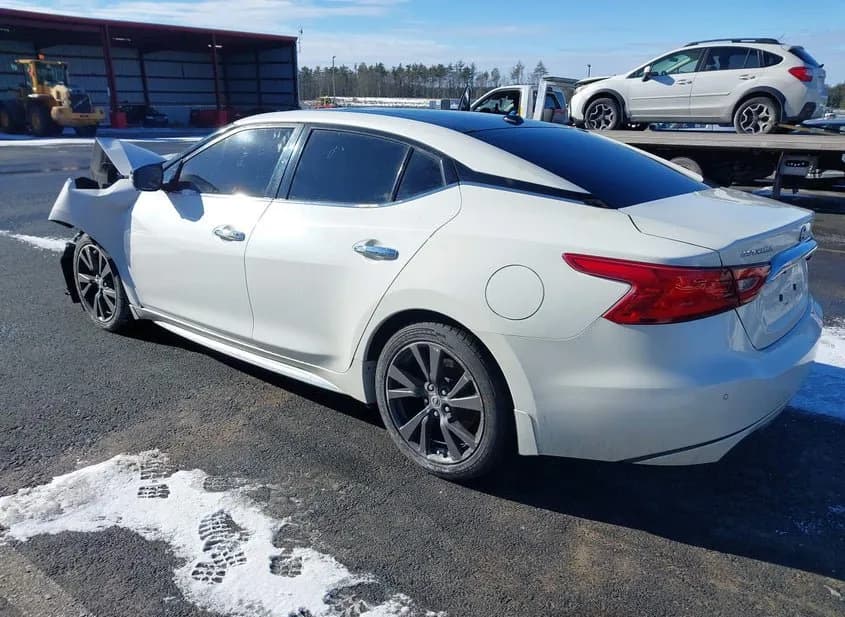 2017 NISSAN Maxima Used VIN 1N4AA6AP0HC375046 – photo 15 2017 NISSAN Maxima Used VIN 1N4AA6AP0HC375046 – photo 15