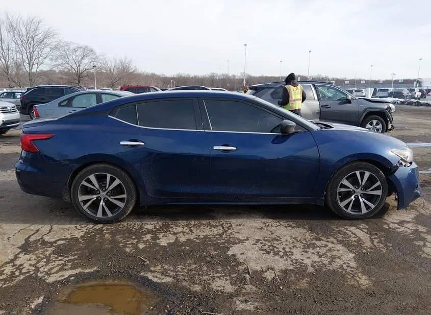 2017 NISSAN Maxima Used VIN 1N4AA6AP8HC385064 – dashboard 2017 NISSAN Maxima Used VIN 1N4AA6AP8HC385064 – dashboard