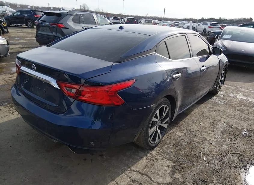 2017 NISSAN Maxima Used VIN 1N4AA6AP8HC385064 – undercarriage 2017 NISSAN Maxima Used VIN 1N4AA6AP8HC385064 – undercarriage
