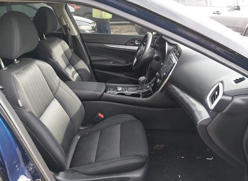 2017 NISSAN Maxima Used VIN 1N4AA6AP8HC385064 – odometer reading 2017 NISSAN Maxima Used VIN 1N4AA6AP8HC385064 – odometer reading