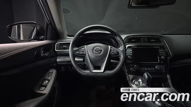 2019 Nissan Maxima (A36) 3.5 Platinum Sold VIN 1N4AA6AV1KC381881 – interior seats 2019 Nissan Maxima (A36) 3.5 Platinum Sold VIN 1N4AA6AV1KC381881 – interior seats