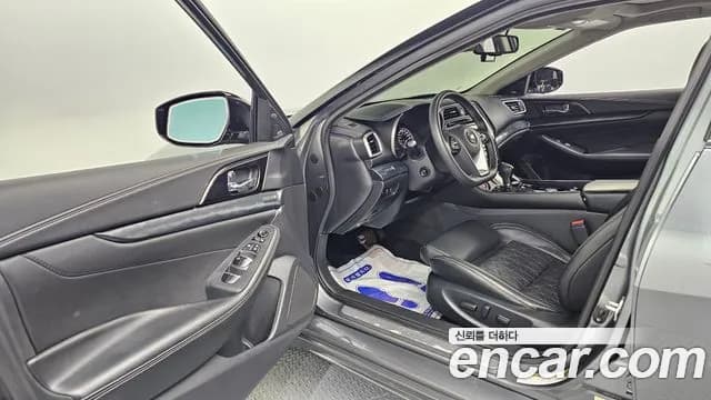 2019 Nissan Maxima (A36) 3.5 Platinum Sold VIN 1N4AA6AV8KC382851 – interior seats 2019 Nissan Maxima (A36) 3.5 Platinum Sold VIN 1N4AA6AV8KC382851 – interior seats