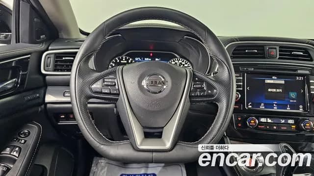 2019 Nissan Maxima (A36) 3.5 Platinum Sold VIN 1N4AA6AV8KC382851 – exterior detail 2019 Nissan Maxima (A36) 3.5 Platinum Sold VIN 1N4AA6AV8KC382851 – exterior detail