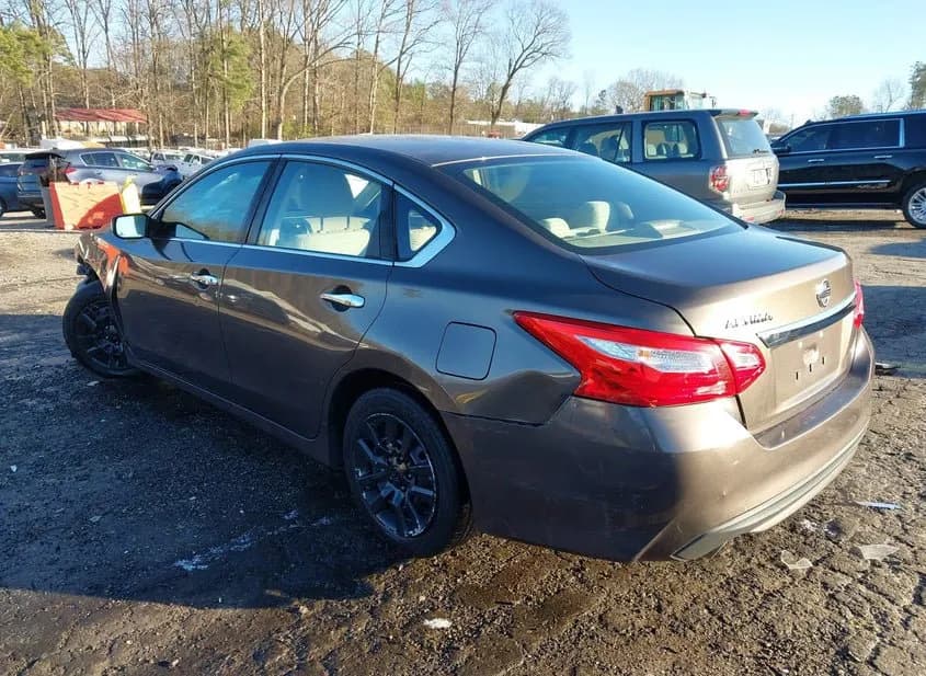 2016 NISSAN Altima Used VIN 1N4AL3AP4GN304475 – front exterior 2016 NISSAN Altima Used VIN 1N4AL3AP4GN304475 – front exterior