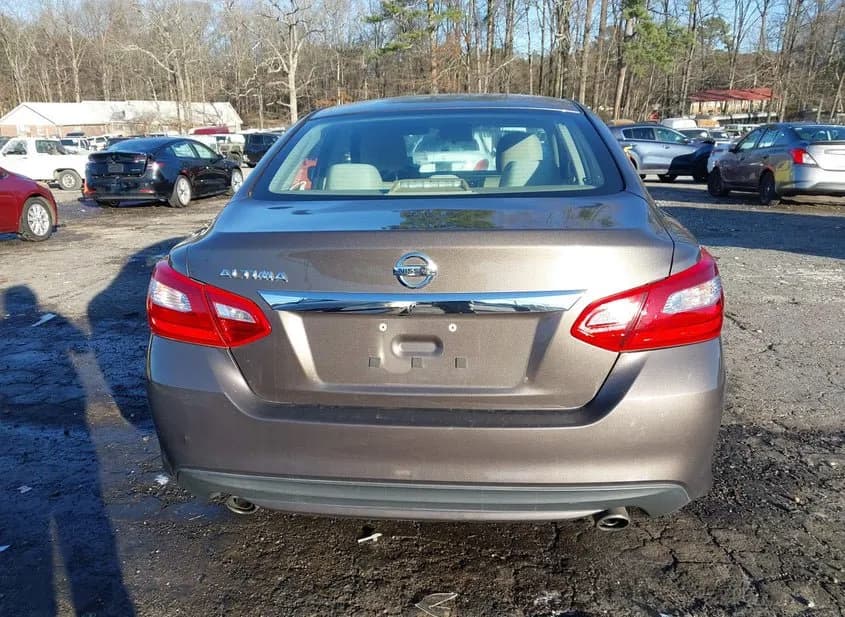 2016 NISSAN Altima Used VIN 1N4AL3AP4GN304475 – interior seats 2016 NISSAN Altima Used VIN 1N4AL3AP4GN304475 – interior seats