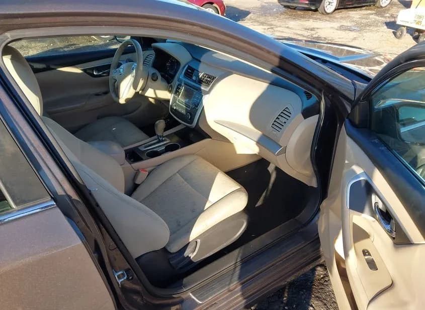 2016 NISSAN Altima Used VIN 1N4AL3AP4GN304475 – engine bay 2016 NISSAN Altima Used VIN 1N4AL3AP4GN304475 – engine bay