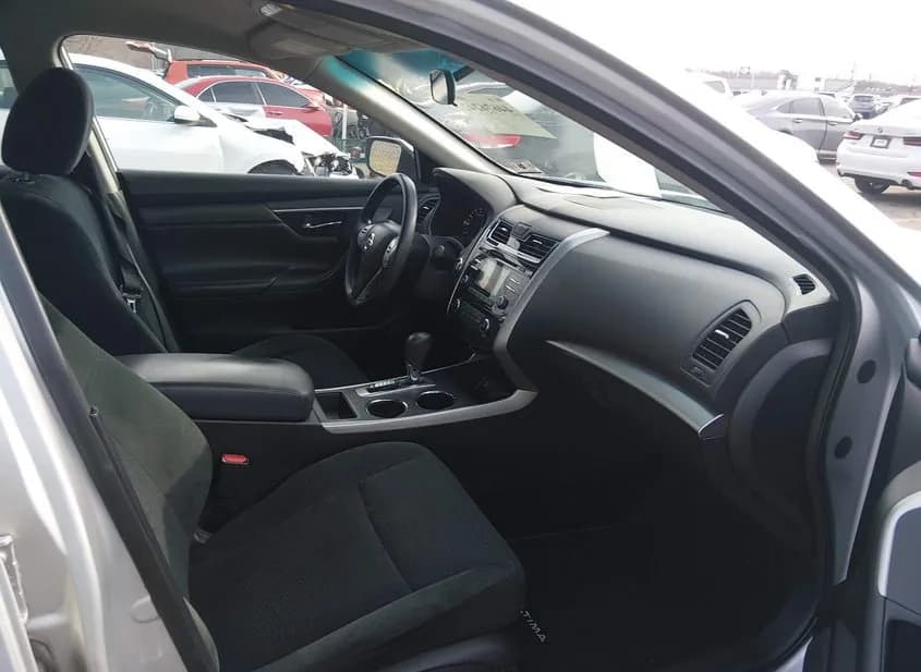 2015 NISSAN Altima Used VIN 1N4AL3AP5FC251263 – engine bay 2015 NISSAN Altima Used VIN 1N4AL3AP5FC251263 – engine bay