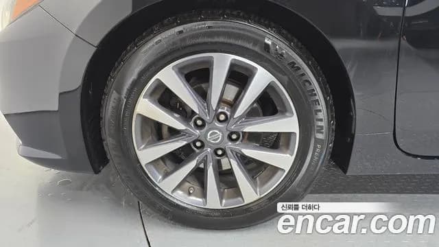 2017 Nissan Altima 2.5 Tech Sold VIN 1N4AL3AP6HC262730 – interior seats 2017 Nissan Altima 2.5 Tech Sold VIN 1N4AL3AP6HC262730 – interior seats