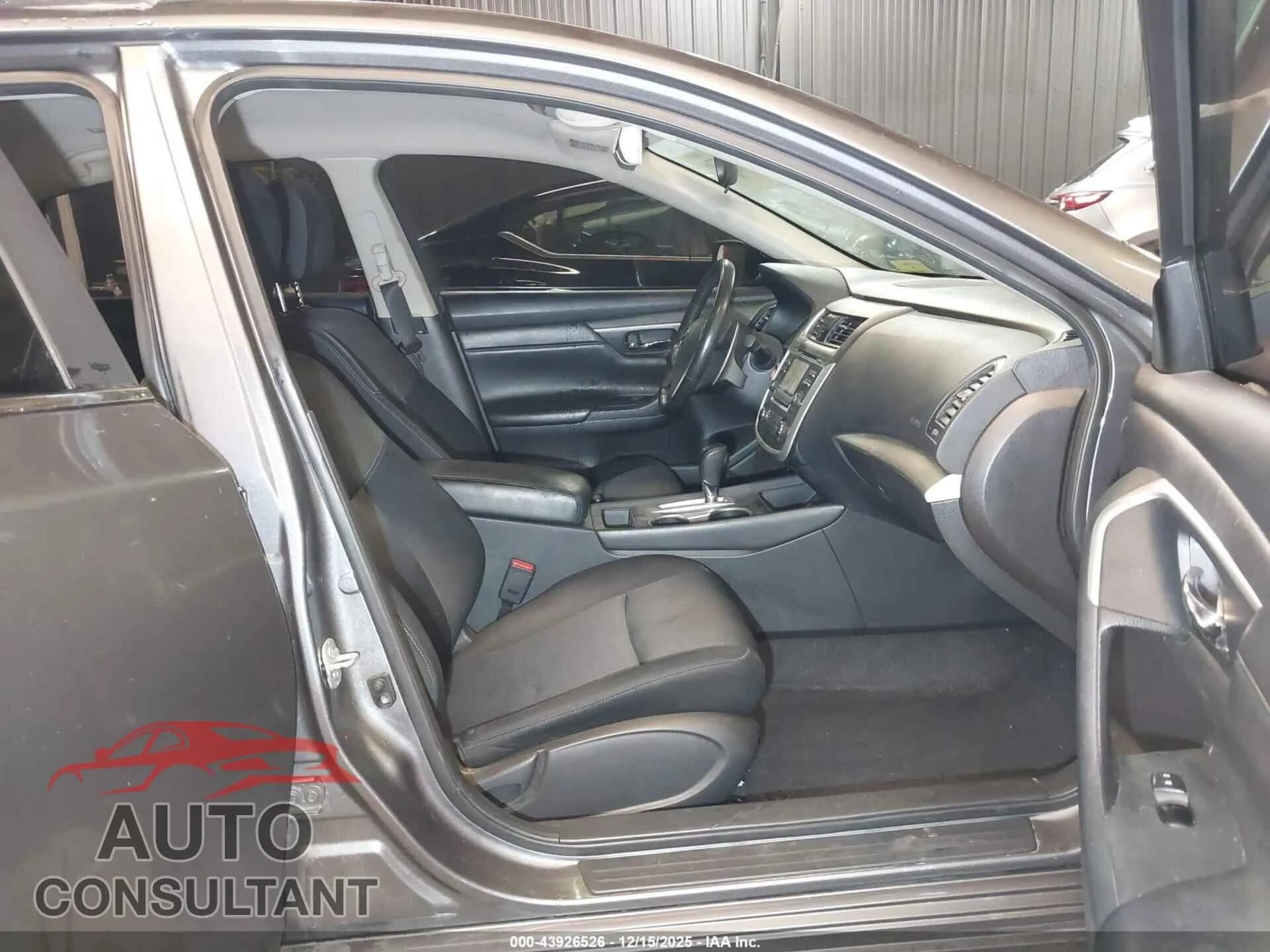2016 NISSAN ALTIMA Damaged VIN 1N4AL3AP9GC153726 – interior seats 2016 NISSAN ALTIMA Damaged VIN 1N4AL3AP9GC153726 – interior seats
