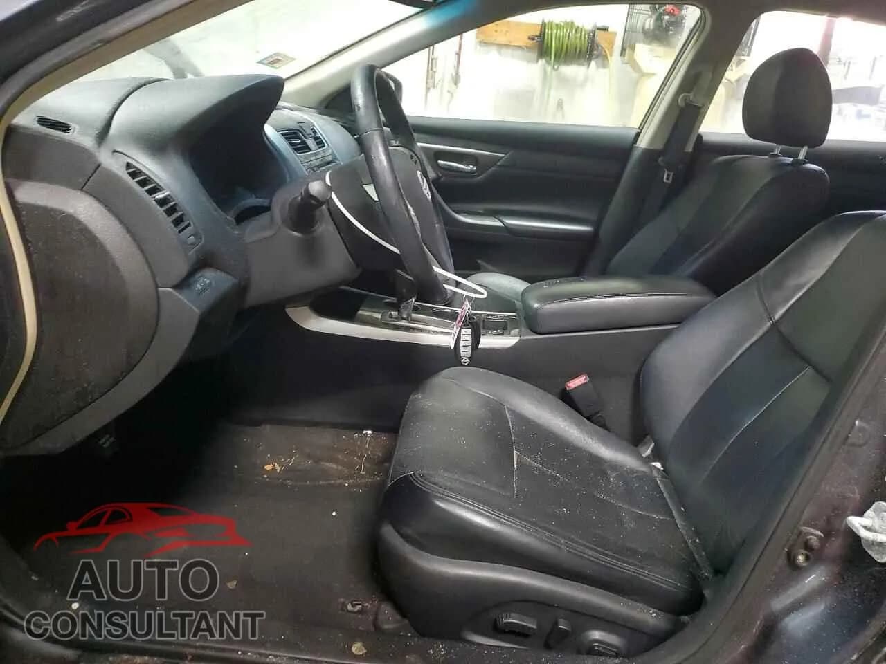 2013 NISSAN ALTIMA Damaged VIN 1N4AL3APXDN567047 – exterior detail 2013 NISSAN ALTIMA Damaged VIN 1N4AL3APXDN567047 – exterior detail