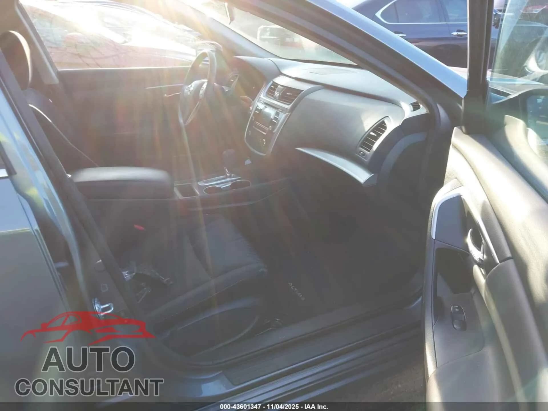 2018 NISSAN ALTIMA Damaged VIN 1N4AL3APXJC272621 – interior seats 2018 NISSAN ALTIMA Damaged VIN 1N4AL3APXJC272621 – interior seats
