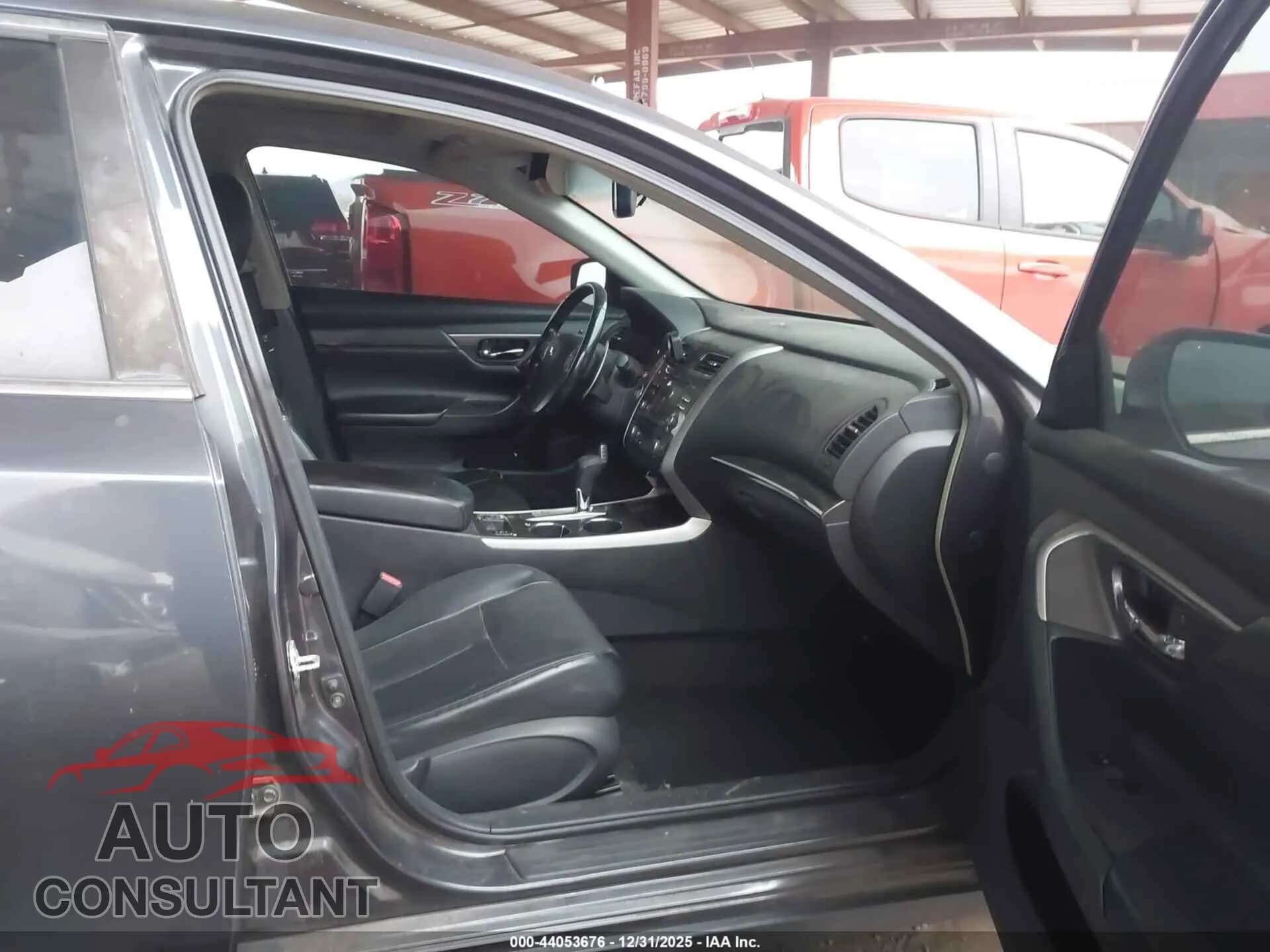 2013 NISSAN ALTIMA Damaged VIN 1N4BL3AP5DN403631 – interior seats 2013 NISSAN ALTIMA Damaged VIN 1N4BL3AP5DN403631 – interior seats