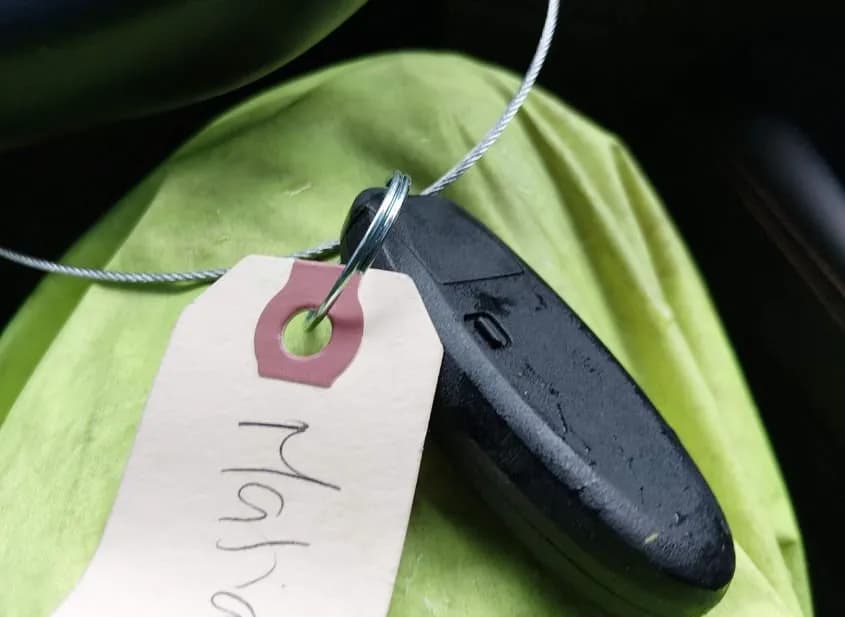 2021 NISSAN Altima Used VIN 1N4BL4CV2MN305514 – trunk area 2021 NISSAN Altima Used VIN 1N4BL4CV2MN305514 – trunk area