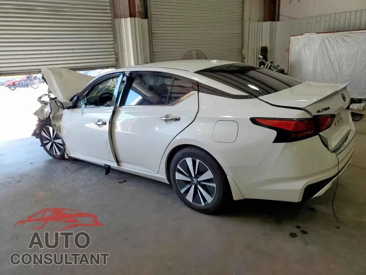 2020 NISSAN ALTIMA Damaged VIN 1N4BL4EVXLC116472 – rear exterior 2020 NISSAN ALTIMA Damaged VIN 1N4BL4EVXLC116472 – rear exterior