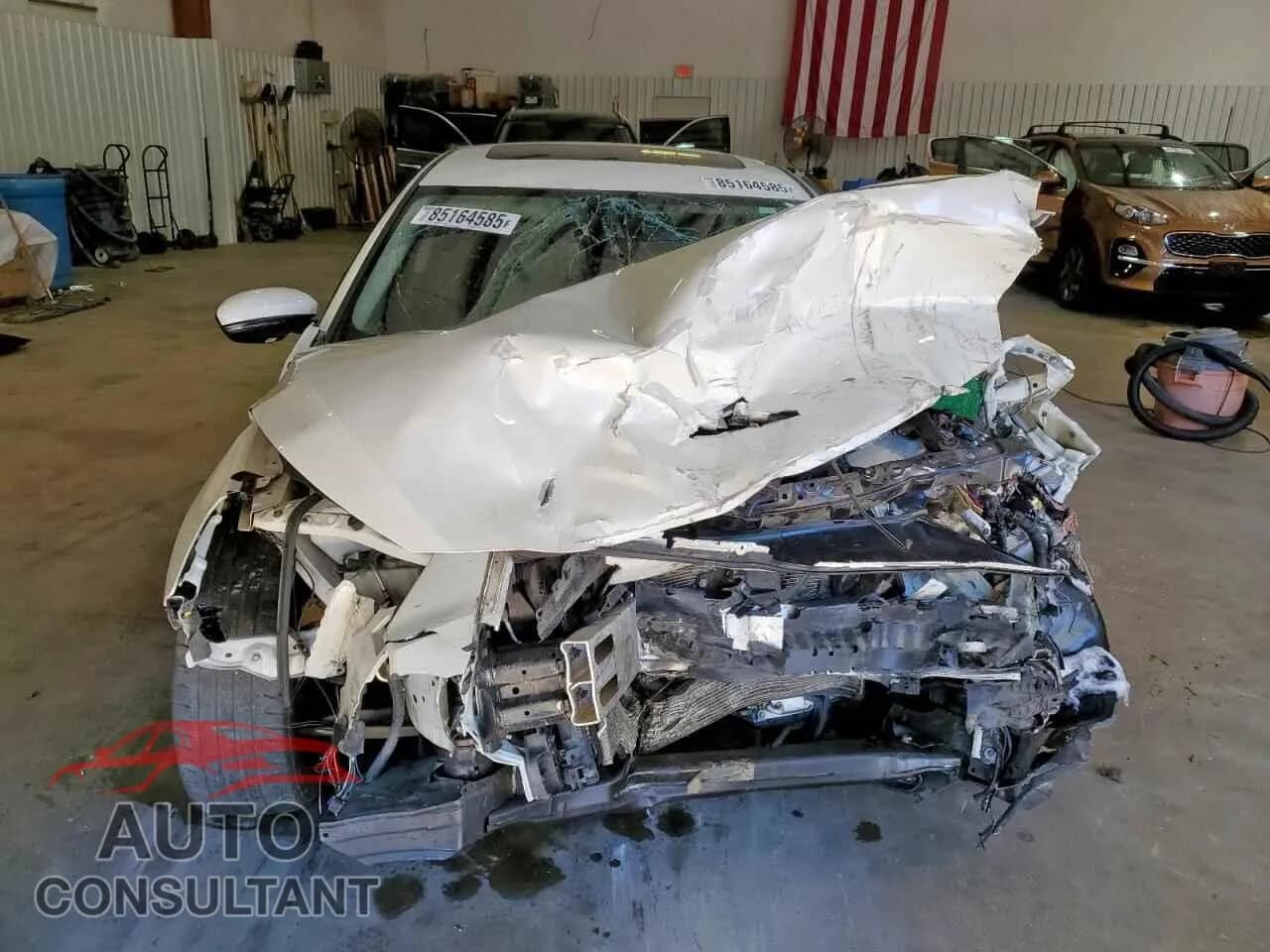 2020 NISSAN ALTIMA Damaged VIN 1N4BL4EVXLC116472 – interior seats 2020 NISSAN ALTIMA Damaged VIN 1N4BL4EVXLC116472 – interior seats