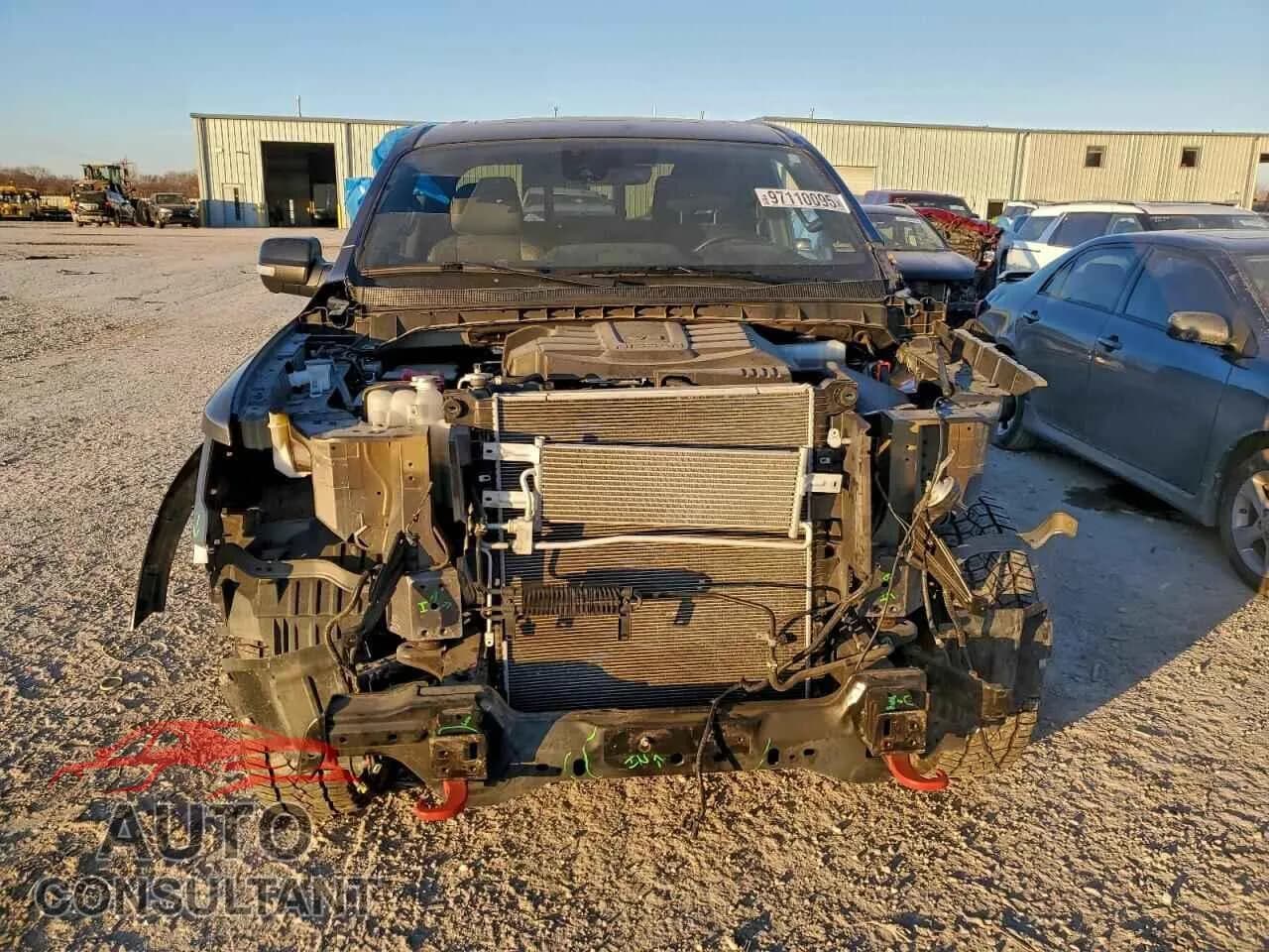 2024 NISSAN TITAN PRO- Damaged VIN 1N6AA1ED8RN102906 – interior seats 2024 NISSAN TITAN PRO- Damaged VIN 1N6AA1ED8RN102906 – interior seats