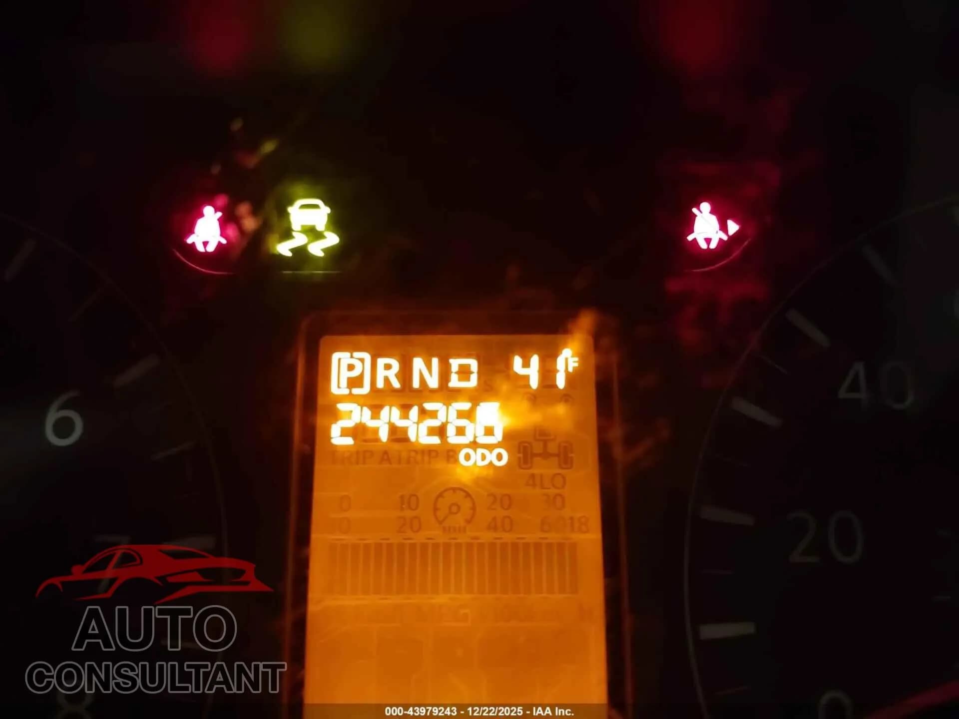 2019 NISSAN NV CARGO NV2500 HD Damaged VIN 1N6BF0KY7KN801571 – photo 15 2019 NISSAN NV CARGO NV2500 HD Damaged VIN 1N6BF0KY7KN801571 – photo 15