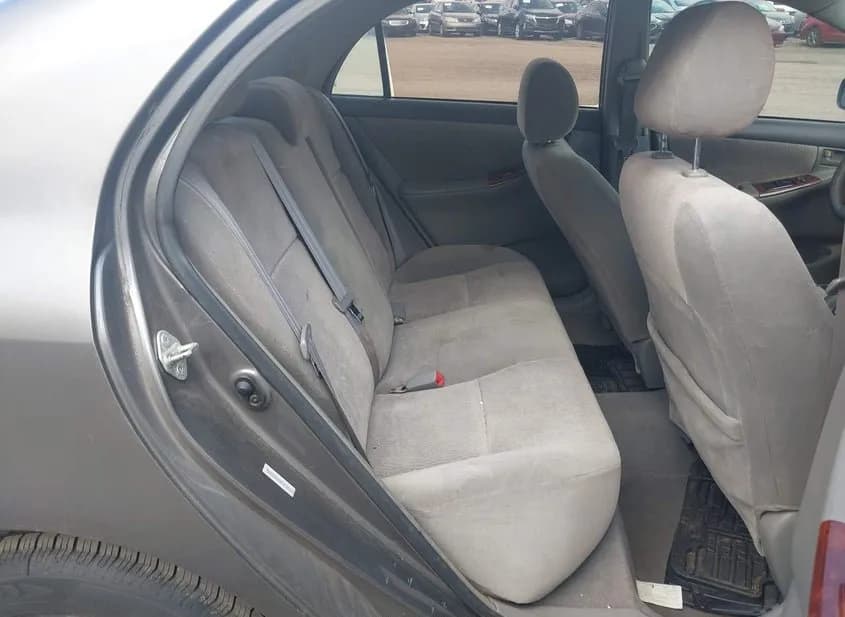 2006 TOYOTA Corolla Used VIN 1NXBR32E06Z588553 – exterior detail 2006 TOYOTA Corolla Used VIN 1NXBR32E06Z588553 – exterior detail