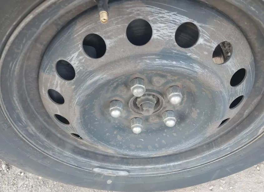 2006 TOYOTA Corolla Used VIN 1NXBR32E06Z588553 – photo 11 2006 TOYOTA Corolla Used VIN 1NXBR32E06Z588553 – photo 11