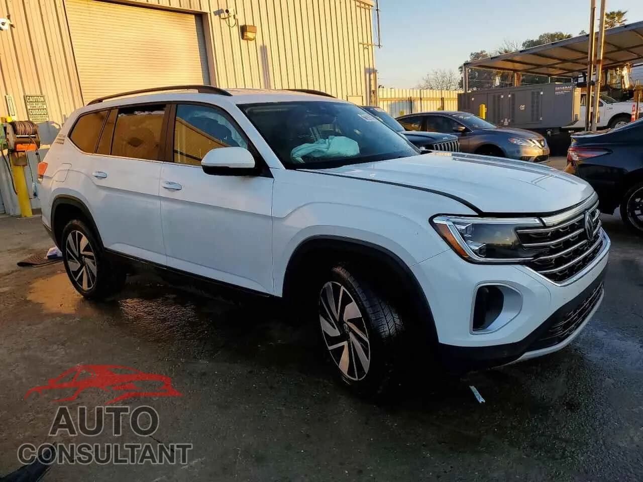 2024 VOLKSWAGEN ATLAS Damaged VIN 1V2HR2CA9RC532432 – dashboard 2024 VOLKSWAGEN ATLAS Damaged VIN 1V2HR2CA9RC532432 – dashboard