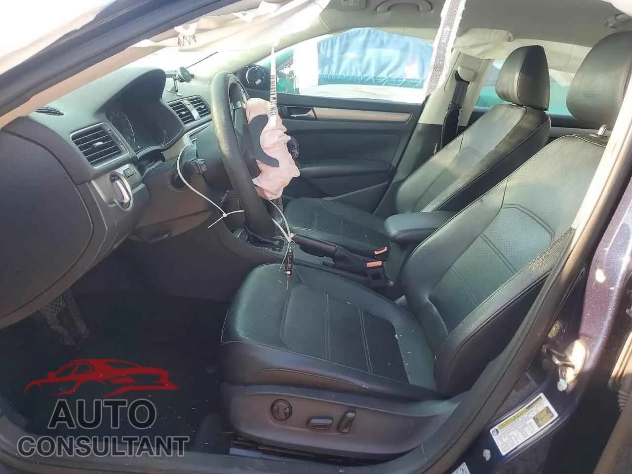 2014 VOLKSWAGEN PASSAT Damaged VIN 1VWAT7A3XEC028128 – exterior detail 2014 VOLKSWAGEN PASSAT Damaged VIN 1VWAT7A3XEC028128 – exterior detail