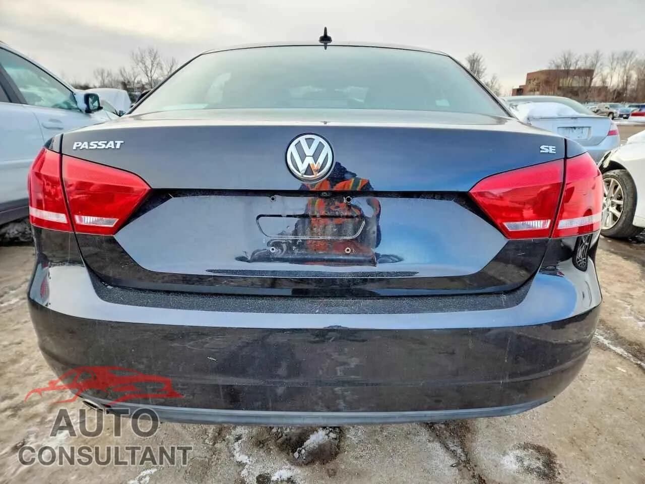 2014 VOLKSWAGEN PASSAT Damaged VIN 1VWBP7A31EC052150 – engine bay 2014 VOLKSWAGEN PASSAT Damaged VIN 1VWBP7A31EC052150 – engine bay