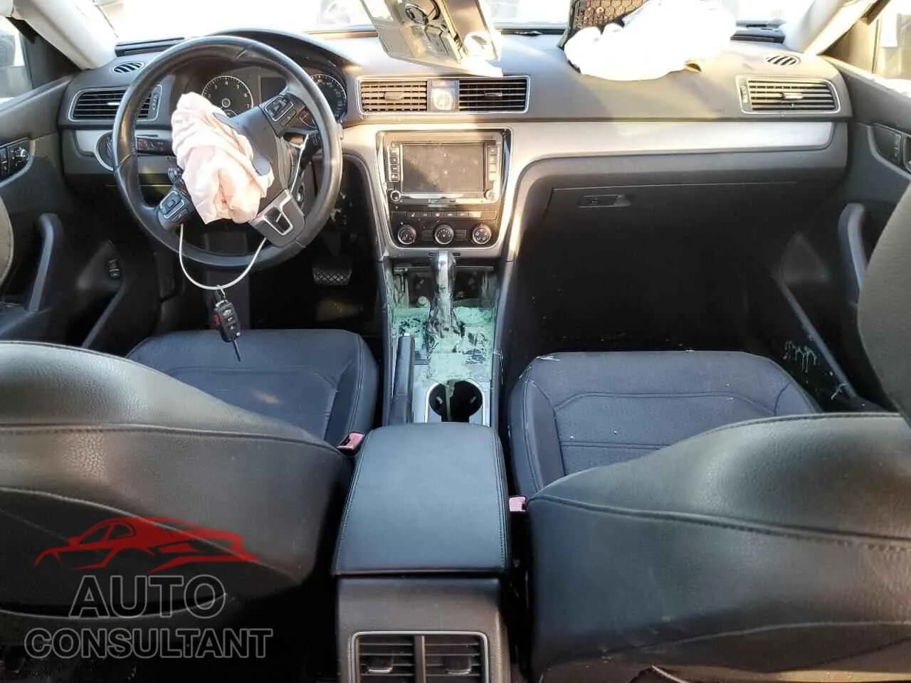 2014 VOLKSWAGEN PASSAT Damaged VIN 1VWBS7A38EC063533 – undercarriage 2014 VOLKSWAGEN PASSAT Damaged VIN 1VWBS7A38EC063533 – undercarriage