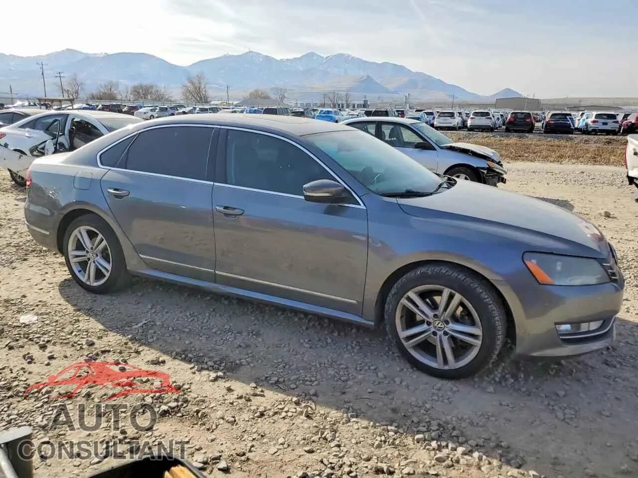 2013 VOLKSWAGEN PASSAT Damaged VIN 1VWCN7A34DC063832 – dashboard 2013 VOLKSWAGEN PASSAT Damaged VIN 1VWCN7A34DC063832 – dashboard