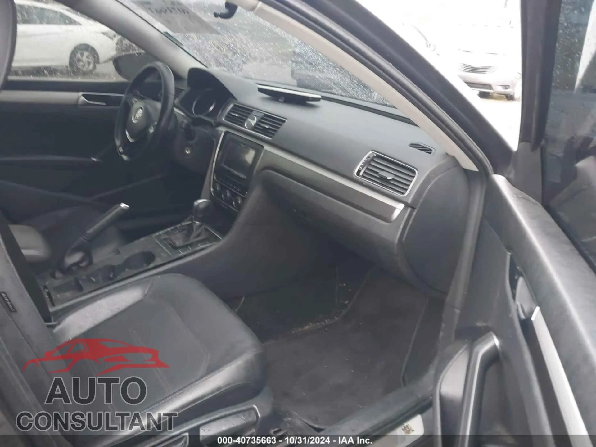 2017 VOLKSWAGEN PASSAT Damaged VIN 1VWDT7A32HC046365 – interior seats 2017 VOLKSWAGEN PASSAT Damaged VIN 1VWDT7A32HC046365 – interior seats