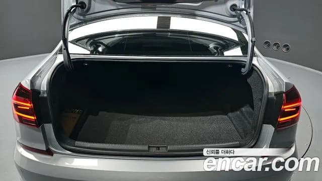 2018 Volkswagen The New Passat 2.0 TSI Sold VIN 1VWZZZA3ZJC043240 – photo 20 2018 Volkswagen The New Passat 2.0 TSI Sold VIN 1VWZZZA3ZJC043240 – photo 20