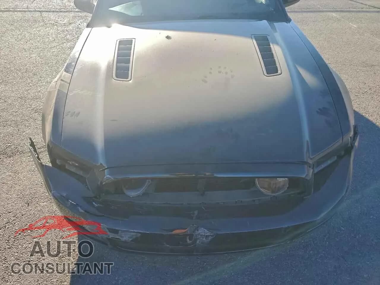 2014 FORD MUSTANG Damaged VIN 1ZVBP8CF8E5299652 – photo 11 2014 FORD MUSTANG Damaged VIN 1ZVBP8CF8E5299652 – photo 11