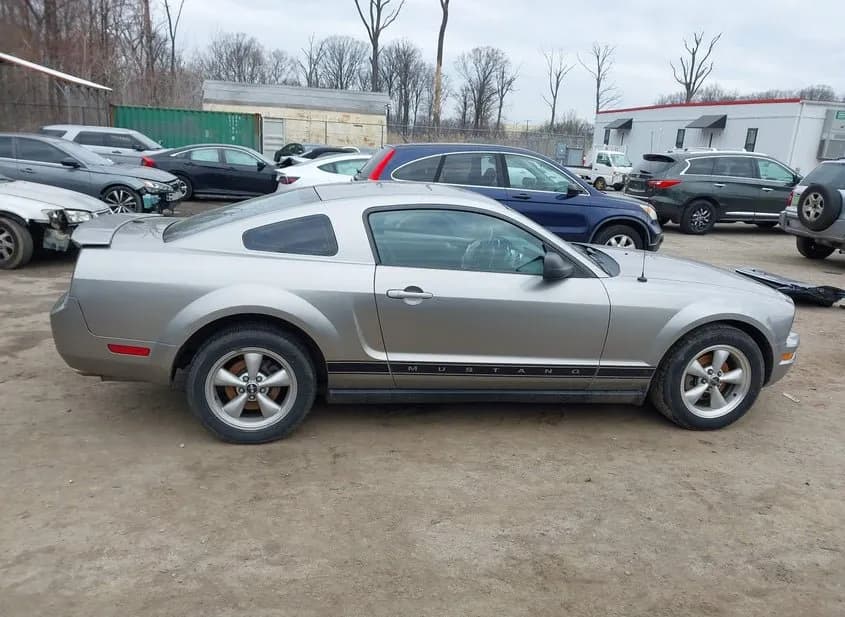 2008 FORD Mustang Used VIN 1ZVHT80N785102931 – front exterior 2008 FORD Mustang Used VIN 1ZVHT80N785102931 – front exterior
