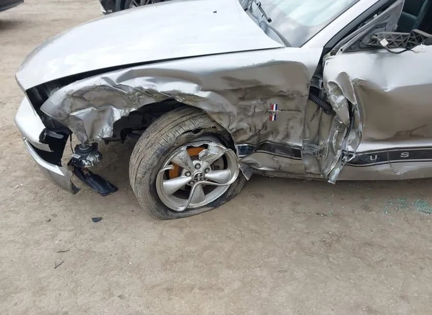 2008 FORD Mustang Used VIN 1ZVHT80N785102931 – exterior detail 2008 FORD Mustang Used VIN 1ZVHT80N785102931 – exterior detail