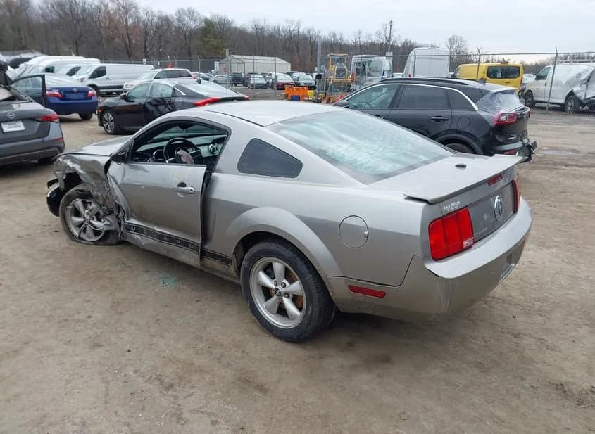 2008 FORD Mustang Used VIN 1ZVHT80N785102931 – undercarriage 2008 FORD Mustang Used VIN 1ZVHT80N785102931 – undercarriage